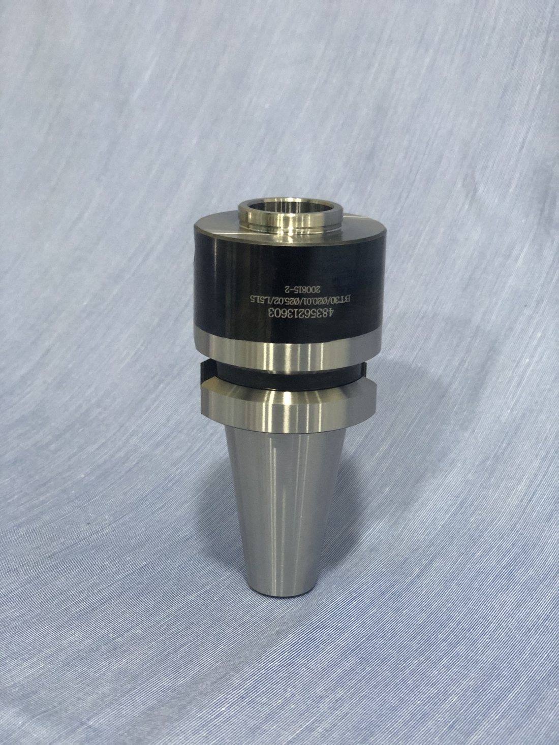 Mac Precitec India BT30 adaptor, front view