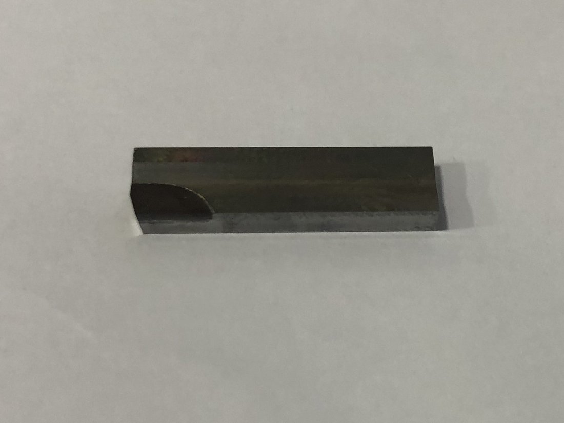 Rectangular carbide blade insert