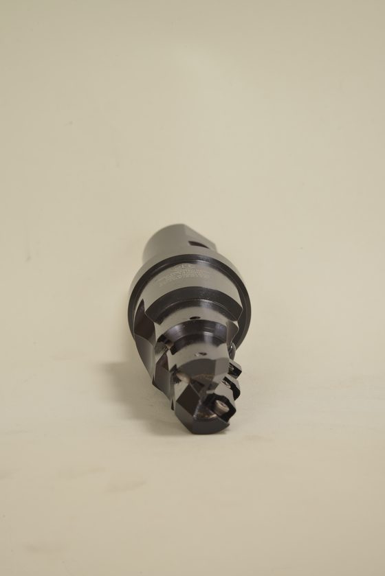 Facing head, insert pattern visible
